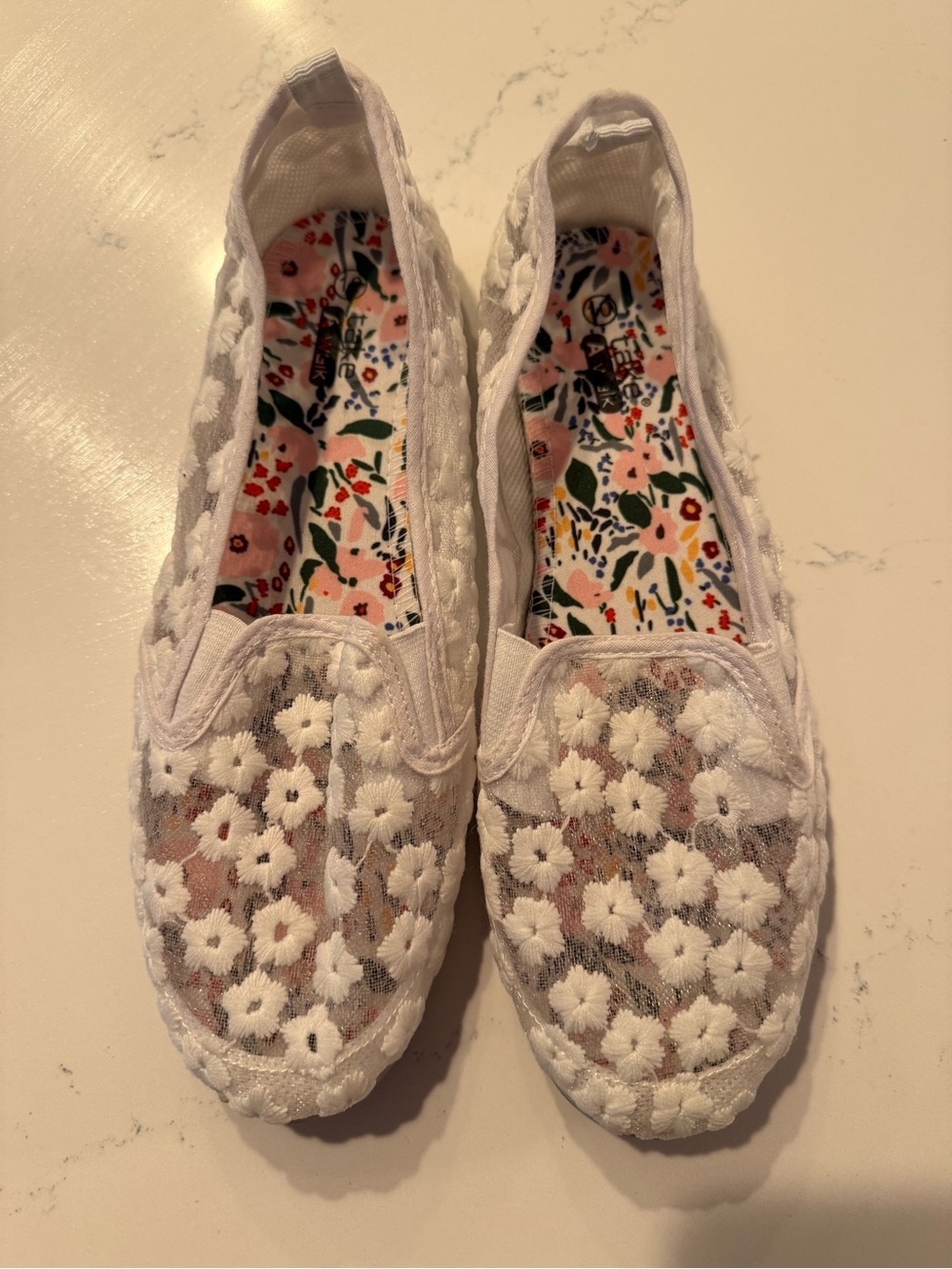 White Floral Lace Slip-On Flats for Women